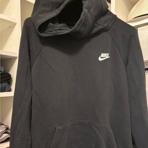 Nike Men's Black Pullover Sweater